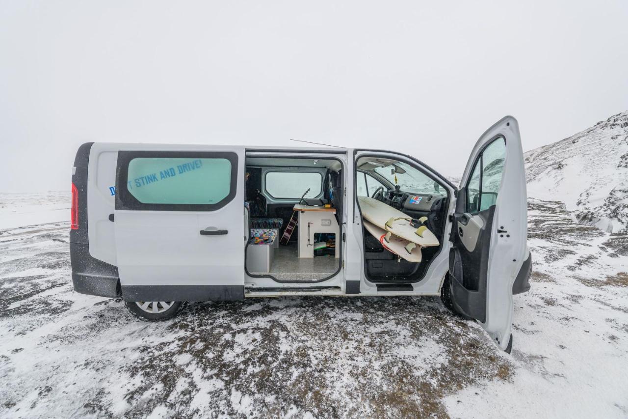 Kuku Campers - Campervans Keflavík Eksteriør billede