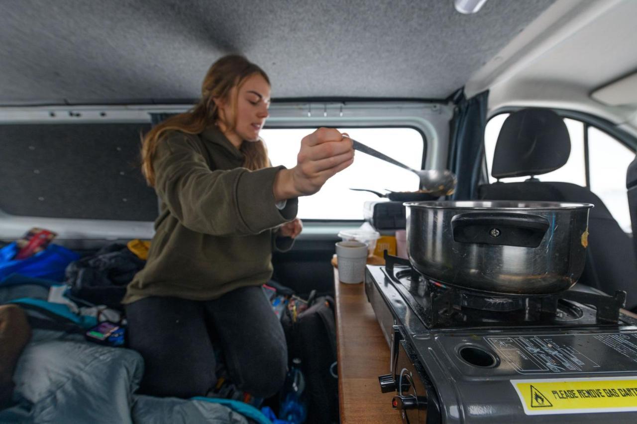 Kuku Campers - Campervans Keflavík Eksteriør billede