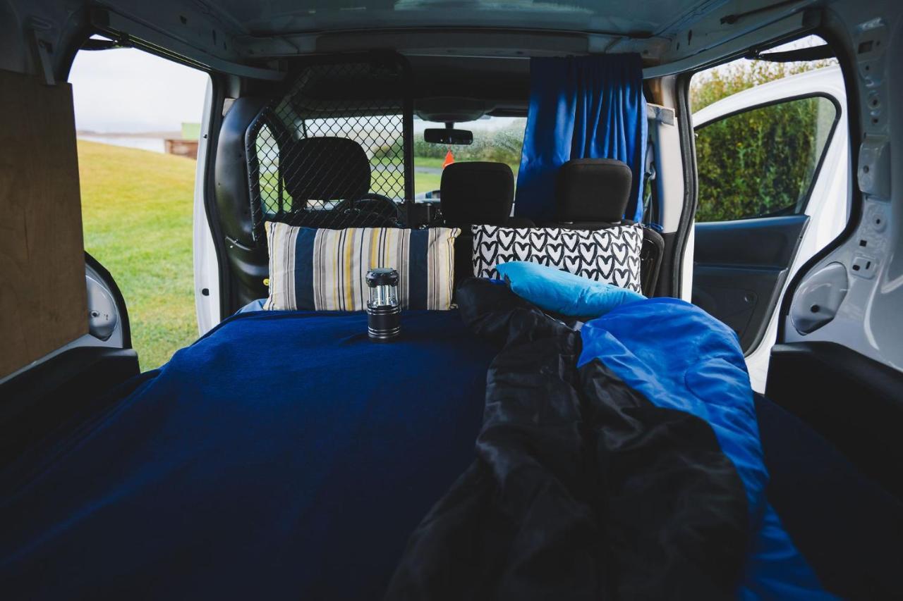 Kuku Campers - Campervans Keflavík Eksteriør billede